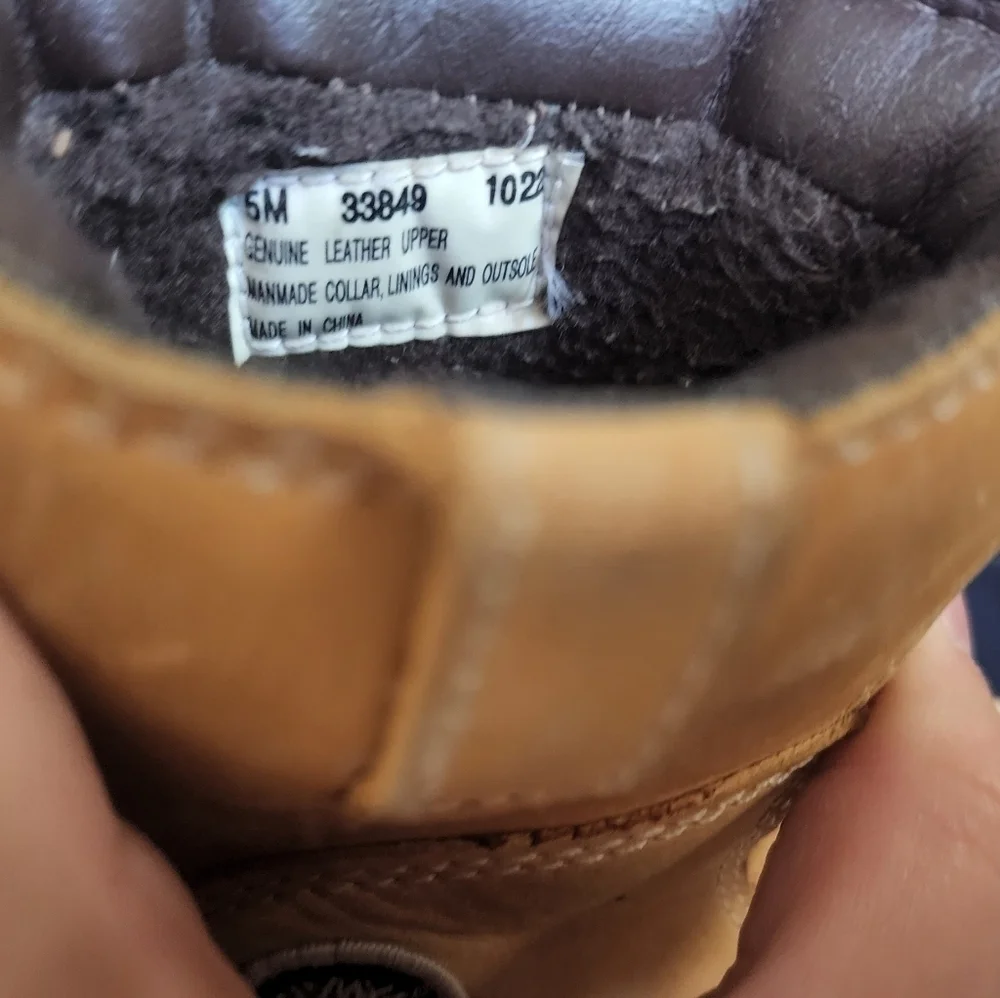 Baby Timberland boots Genuine Leather size 5M